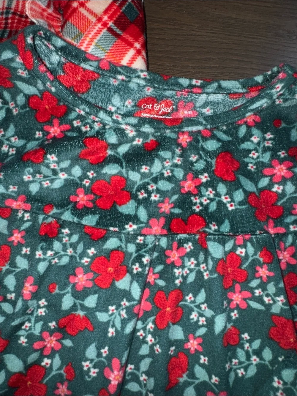 2 Cat & Jack Girl Long Sleeve Holiday Pajama Gowns Red Plaid & Green Floral Sz8